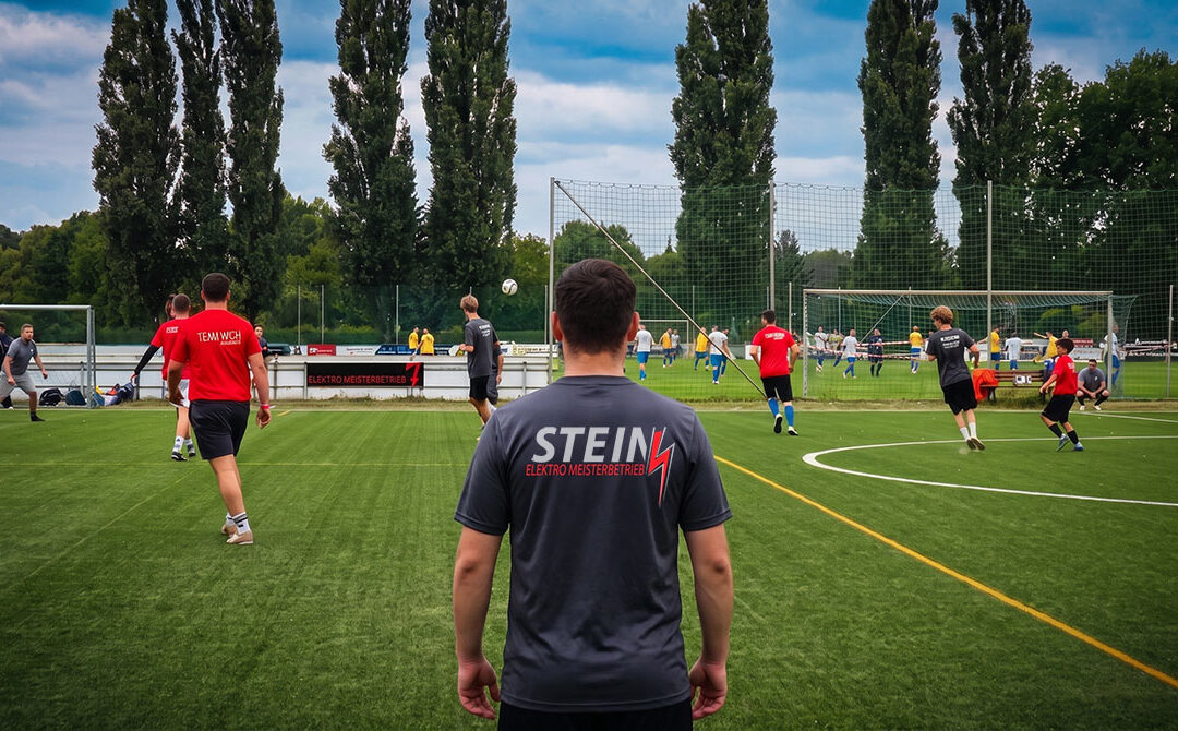 Team von STEIN Elektro feiert beim 2. Sponsorencup des SV Germania 90 Schöneiche im BD Dobra Sportpark
